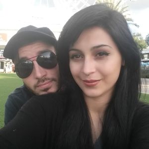 Meet your Posher, Elaine